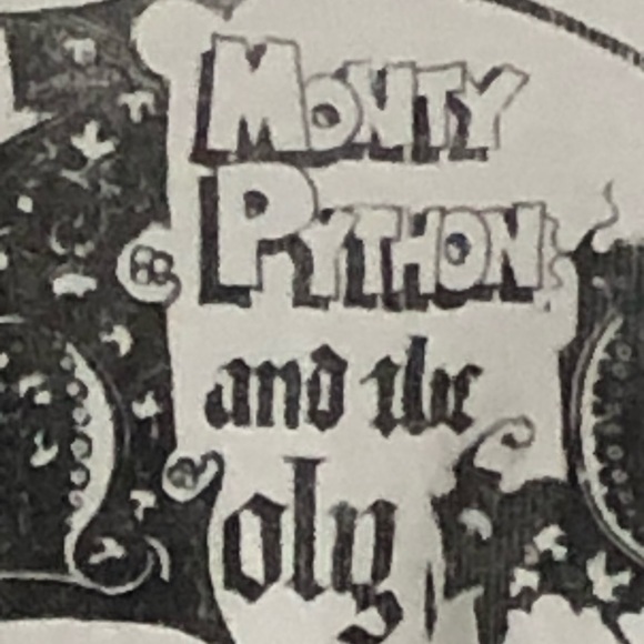 Monty Python and The Holy Grail t-shirt size XXL - Picture 6 of 8